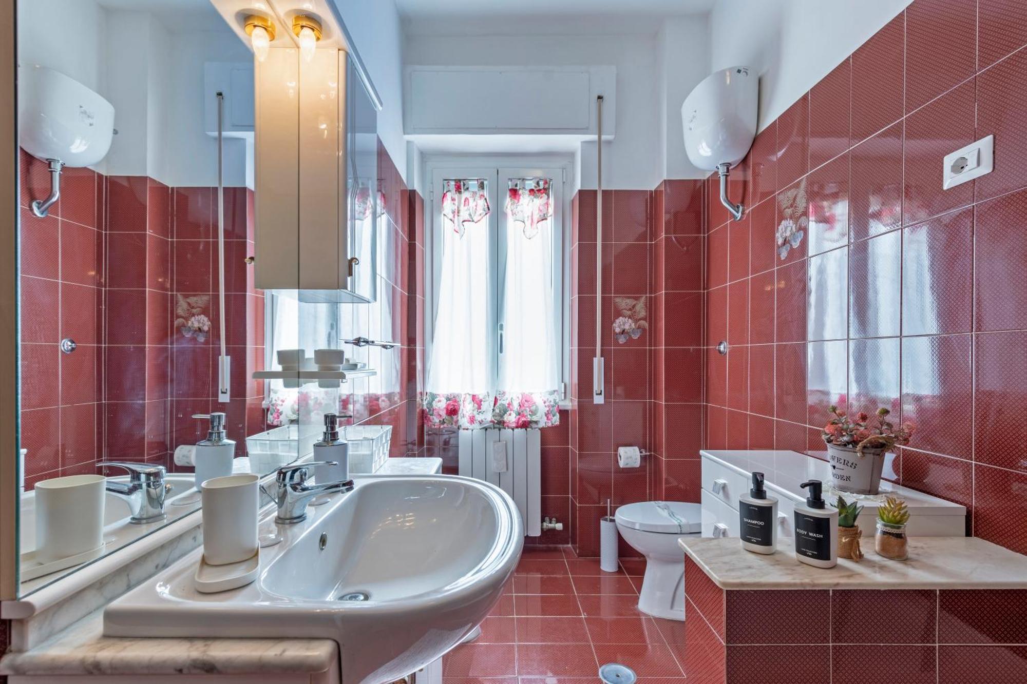 Charming Battistini Apartment Rome